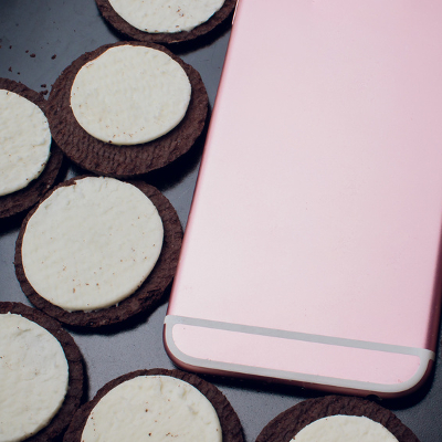 oreo_phone400.jpg